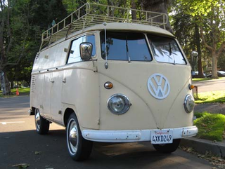 Illustration for article titled 1957 Volkswagen Transporter